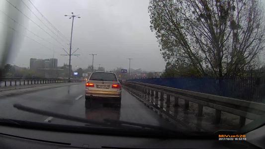 BMW 530 (CGD29JP)