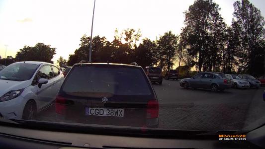 VOLKSWAGEN PASSAT (CGD38WX)