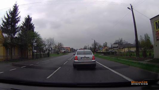 VOLKSWAGEN PASSAT GP 1.6 BASIS (CGD94NF)