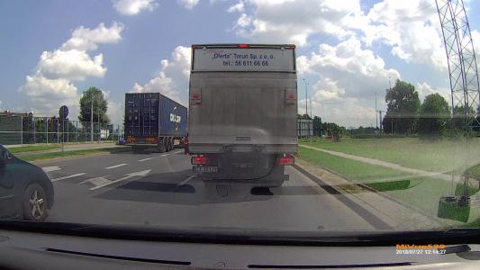 MERCEDES-BENZ SPRINTER (CT3217R)