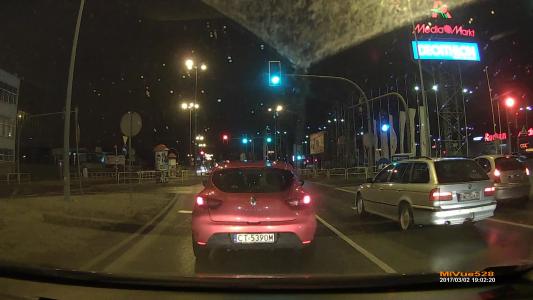 RENAULT CLIO IV 12 16 (CT5390M)