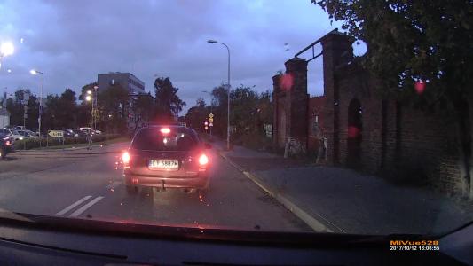 HYUNDAI ELANTRA 2.0 GLS (CT5887M)