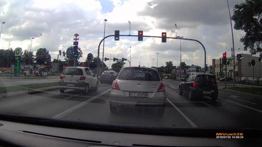 SUZUKI SWIFT (CT6845N)