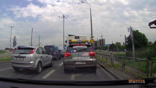 CITROEN C4 (CT7349K)