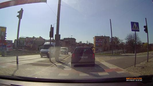 SKODA OCTAVIA (CT8098J)