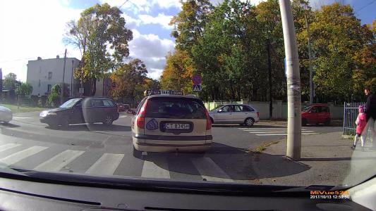 RENAULT LAGUNA 1.6 MR`98 (CT8345H)