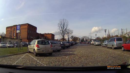 RENAULT CLIO III (CT8696K)