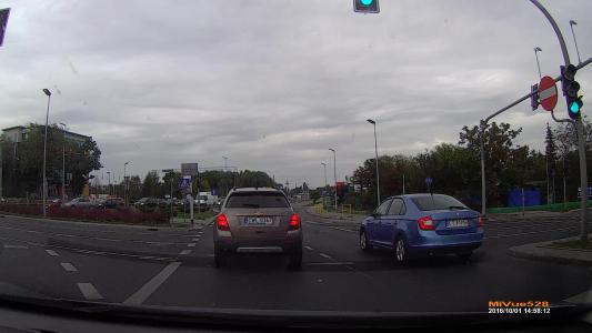 SKODA RAPID (CT9195H)