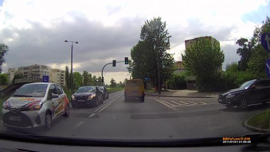 TOYOTA YARIS (CT9399M)