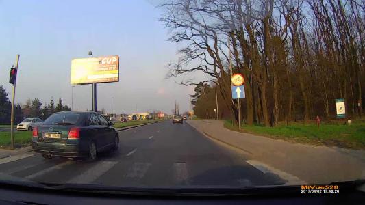 TOYOTA AVENSIS 2.0 D-4D HIGH (CTR1FN4)