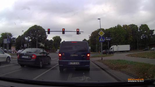 MERCEDES-BENZ V 220 DIESEL CDI 638 AMBIENTE (CTR32J6)