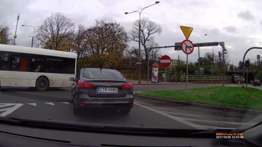 FORD FOCUS SEDAN (CTRKR80)