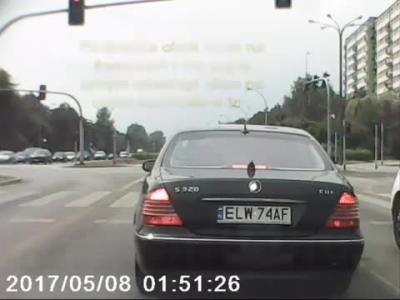 MERCEDES-BENZ E 270 (ELW74AF)