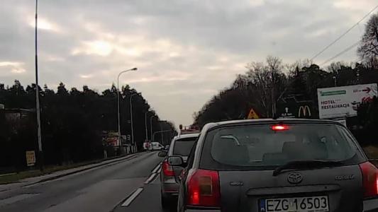 TOYOTA COROLLA HATCHBACK             MR`02 (EZG16503)