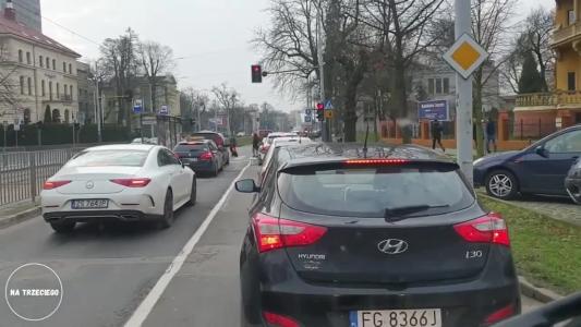 HYUNDAI I30 1.4 COMFORT (FG8366J)