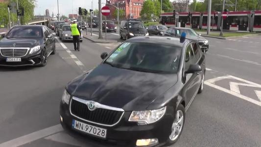 MERCEDES - BENZ KLASA S (GDA6JF6)