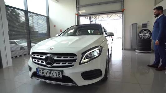 MERCEDES - BENZ GLA (KR6MK18)