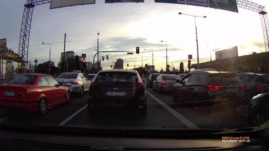 HYUNDAI I40 (LU654EE)