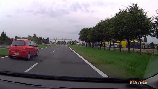 RENAULT CLIO (PZ8940X)