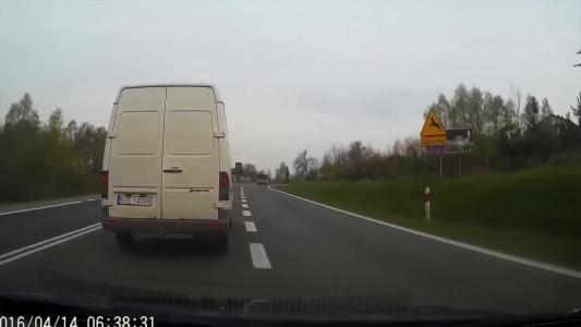 MERCEDES-BENZ SPRINTER 213 CDI 2.8T 2148CCM - 129KM, lata produkcji: 2000-2006 (RZE14098)