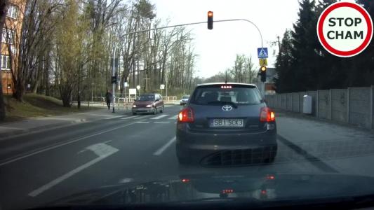 TOYOTA AURIS 1.6                     MR`07 (SBI5CK3)