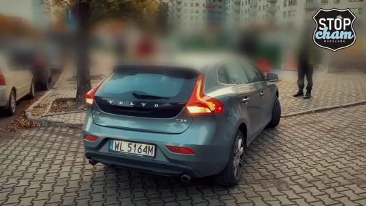 VOLVO V40 DRIVE-E 1.5 T3 MR`17 (WL5164M)