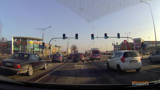 NISSAN NOTE 13- (WP4877G)