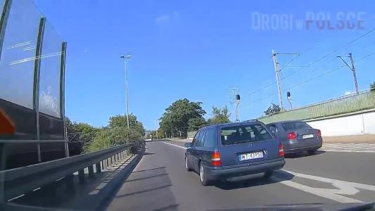 MERCEDES-BENZ 320 E (WT43950)