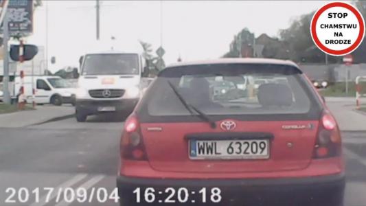 TOYOTA COROLLA HATCHBACK, lata produkcji: 2000-2001 (WWL63209)