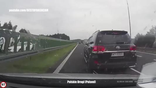 TOYOTA LAND CRUISER V8 16- (WY5553J)