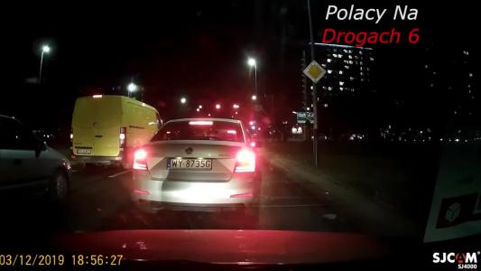 SKODA M6F OCTAVIA (WY8735G)