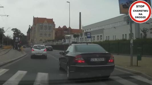 MERCEDES-BENZ CLK 350 (ZS305ER)