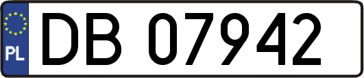 DB07942