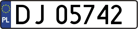 DJ05742