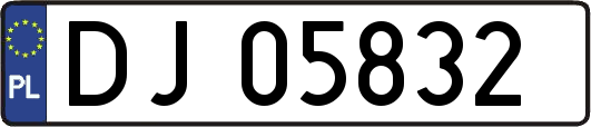 DJ05832