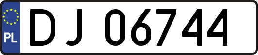 DJ06744
