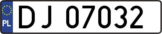 DJ07032