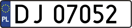 DJ07052