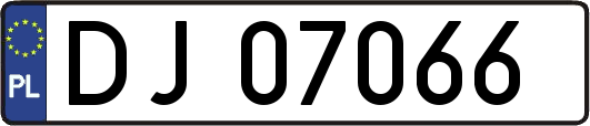 DJ07066