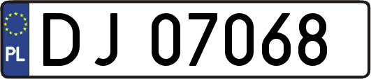 DJ07068