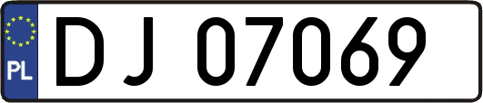 DJ07069