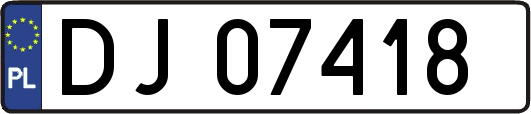 DJ07418