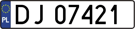 DJ07421