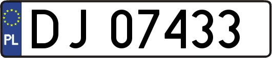 DJ07433