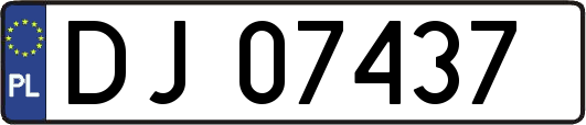 DJ07437