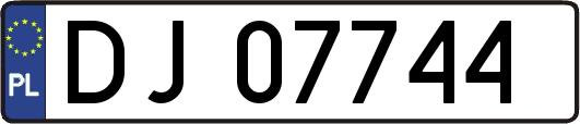 DJ07744