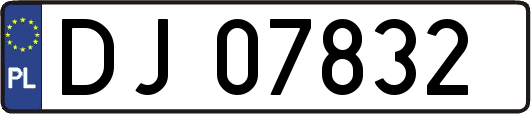 DJ07832