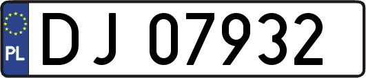 DJ07932
