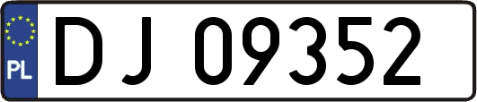 DJ09352