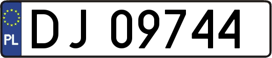 DJ09744